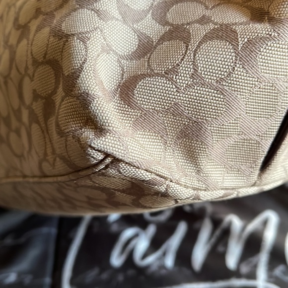 Authentic Coach Signature Tote/shoulder bag - Picture 7 of 15